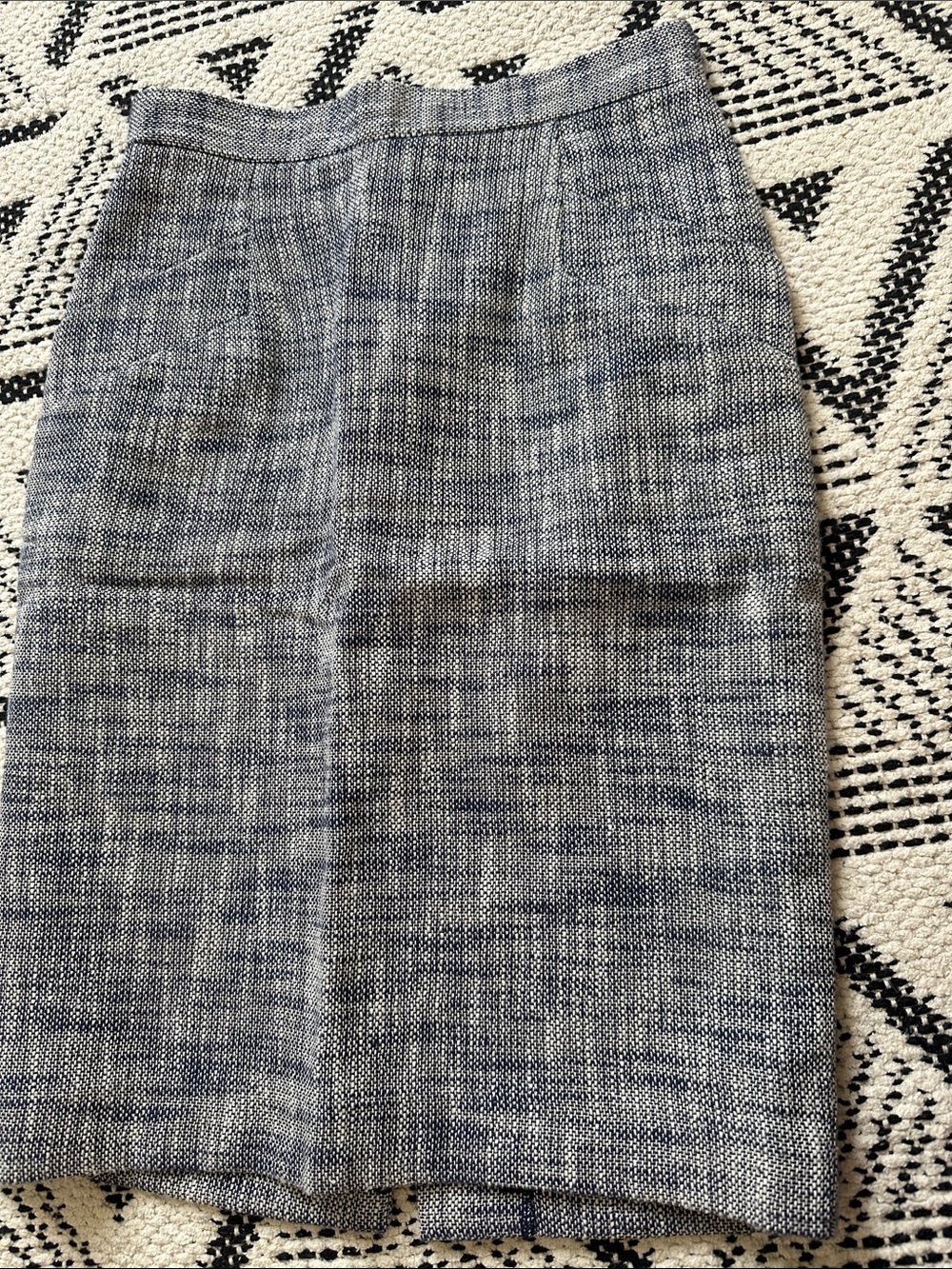 Brand New never worn high end Tibi New York brand Textured Pencil Skirt
